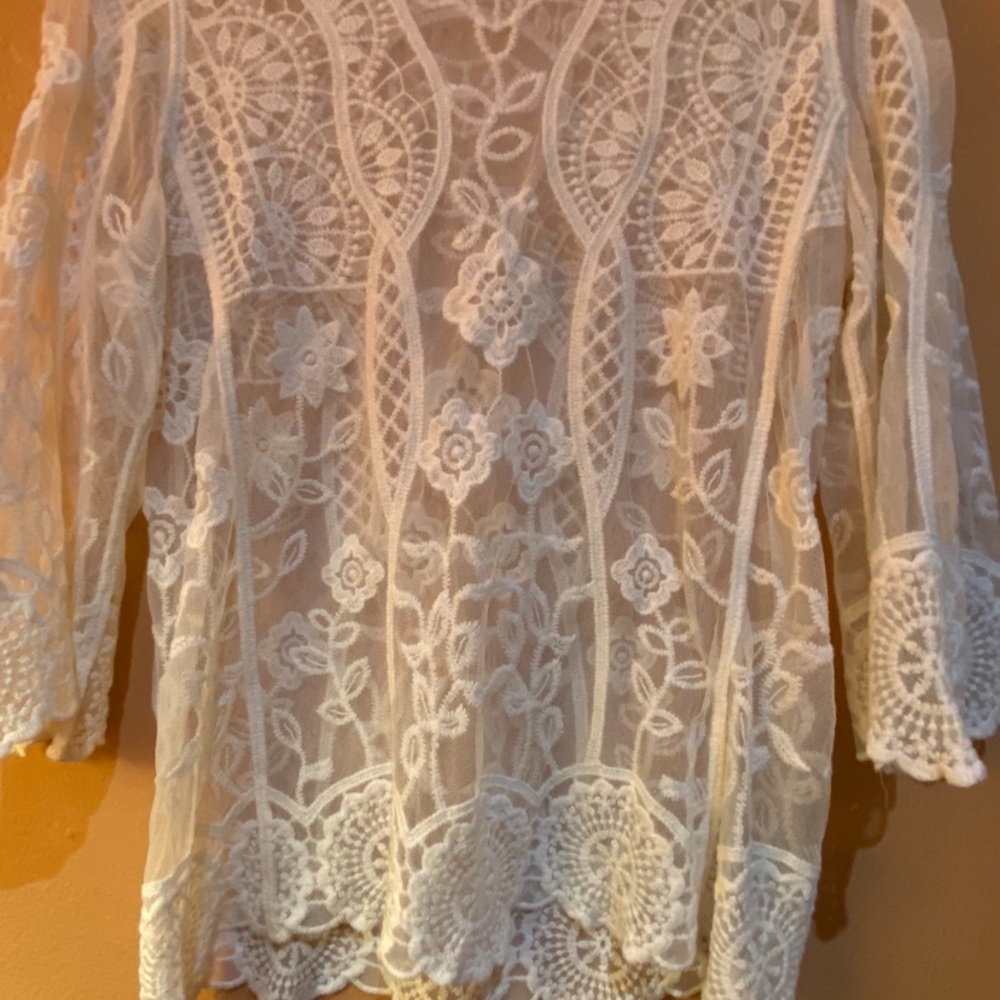 XHILARATION SHEER LACE TOP
